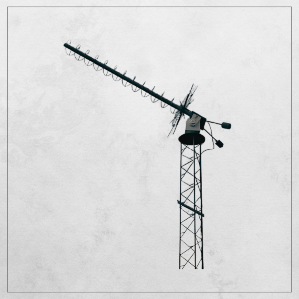 UHF SATCOM Hub System
